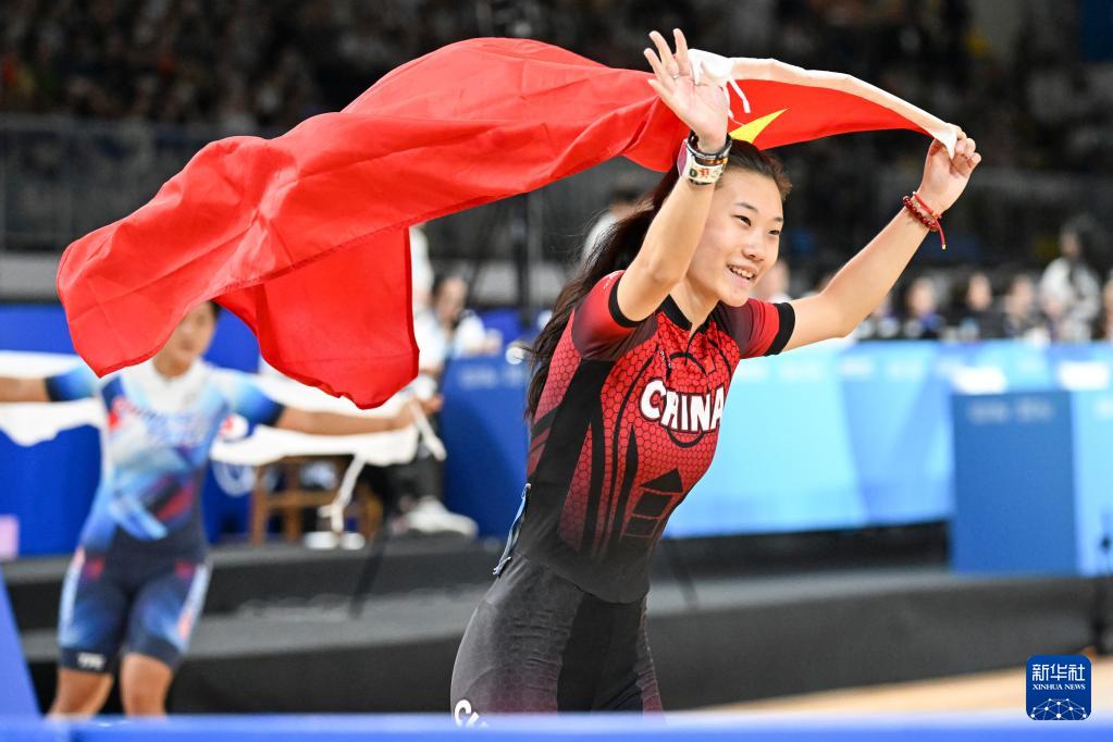 https, 最终她获得