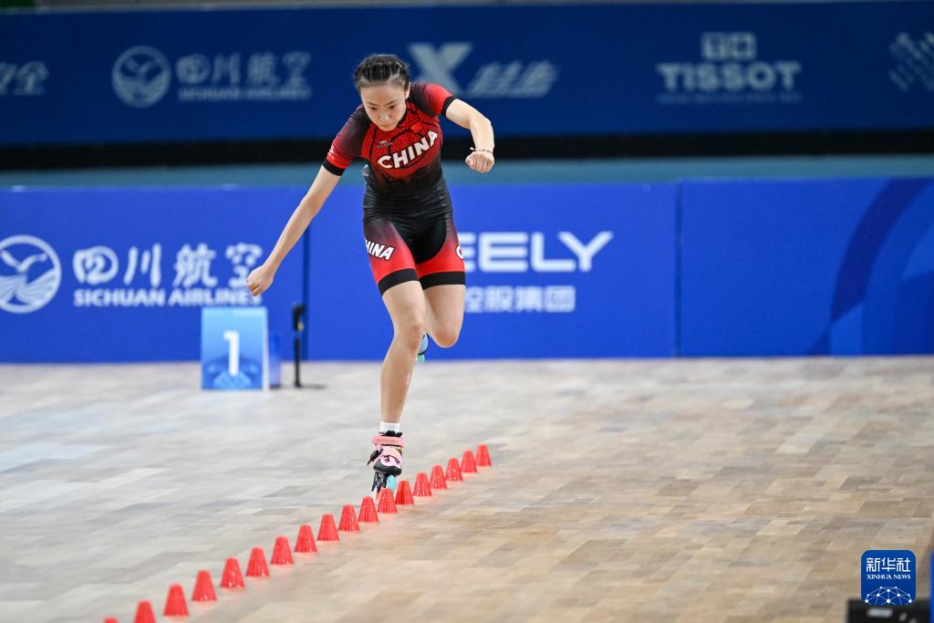 自由式轮滑, 赛中, entit