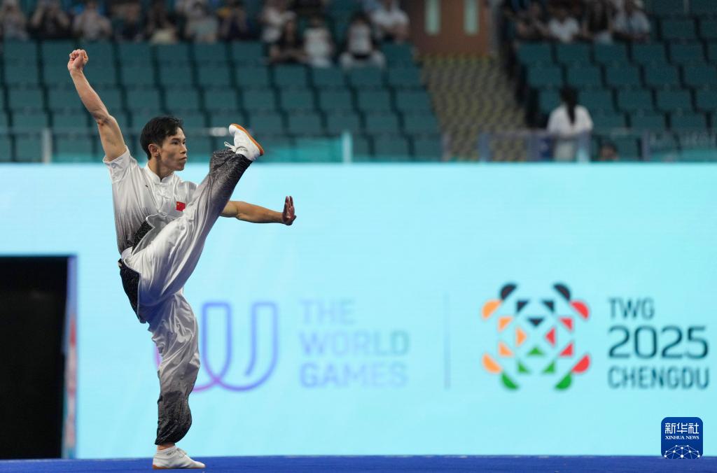 棍术决赛在, 久尚在长拳