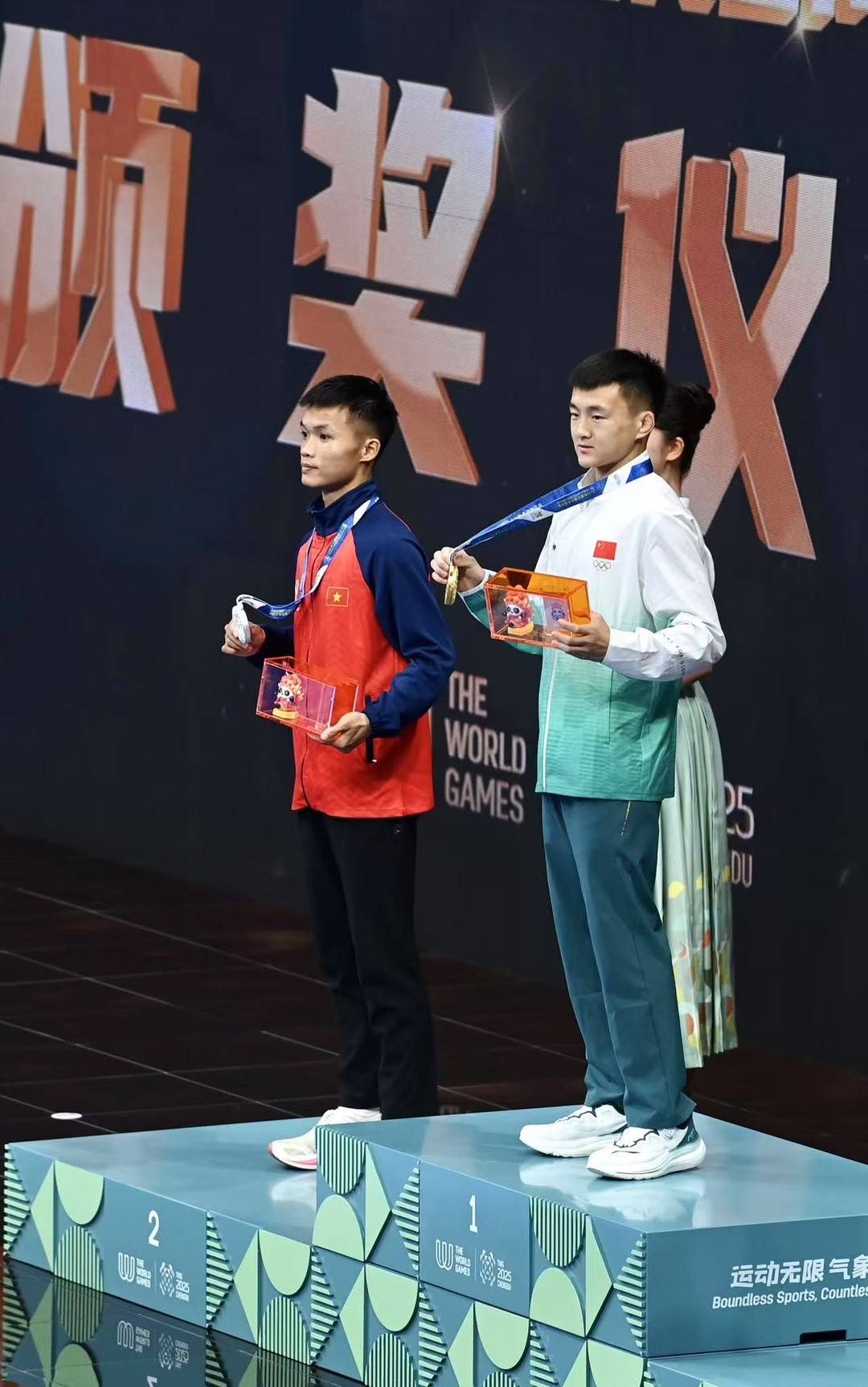 率先为中国