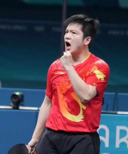 和P王楚钦, 己的工作室